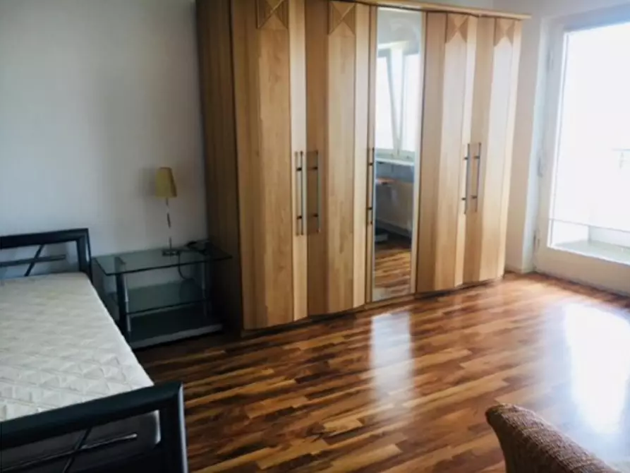 Immagine 2 di Camera in affitto  in Lübecker Straße a Eschborn