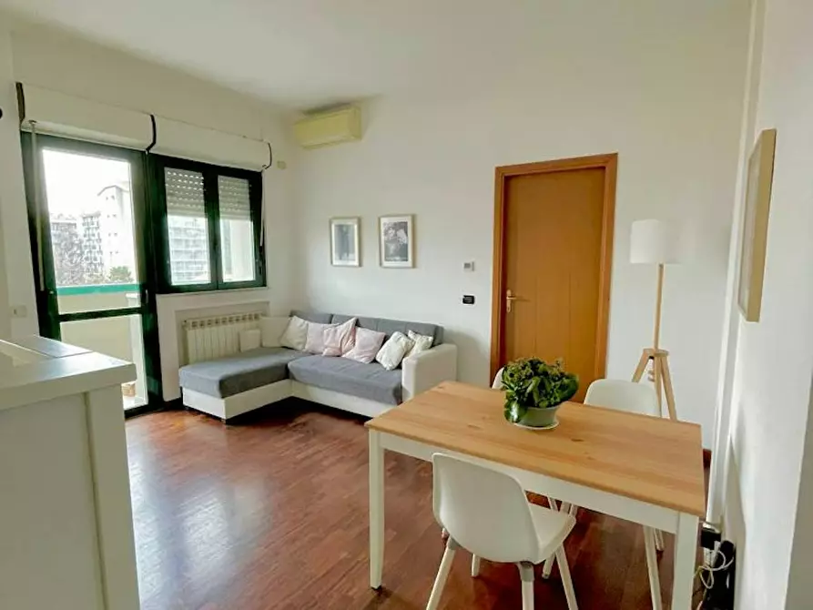 Immagine 1 di Appartamento in affitto  in Via Lampugnano a Milano