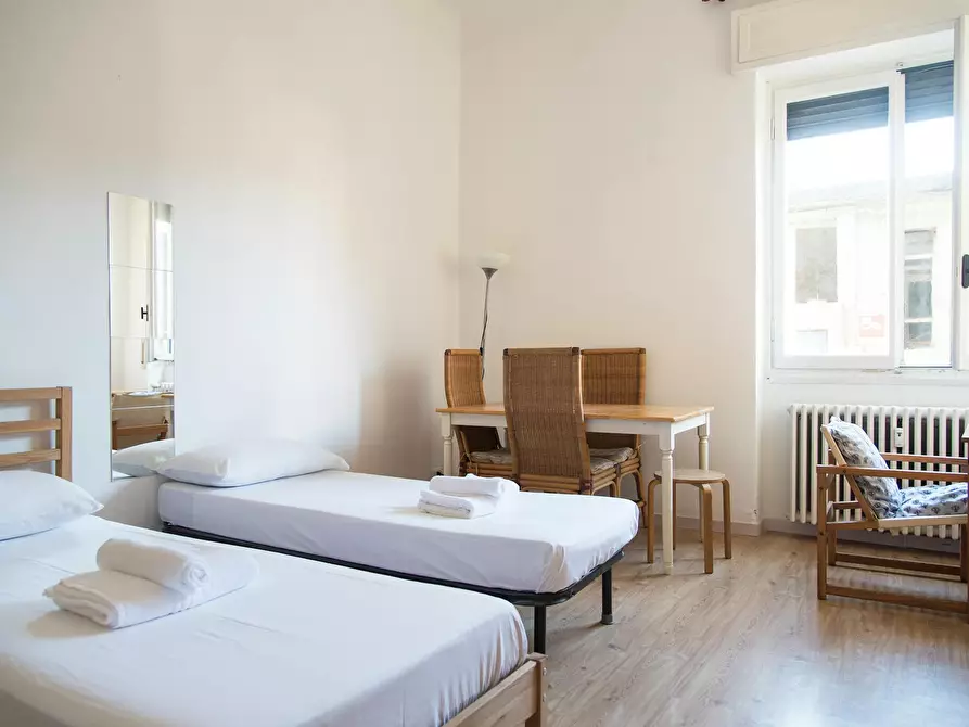 Immagine 6 di Appartamento in affitto  in Via Barona a Milano