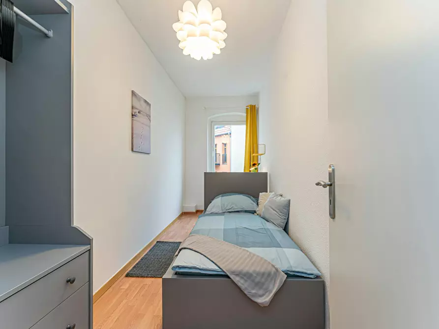 Immagine 1 di Camera in affitto  in Petersburger Straße a Berlin Friedrichshain