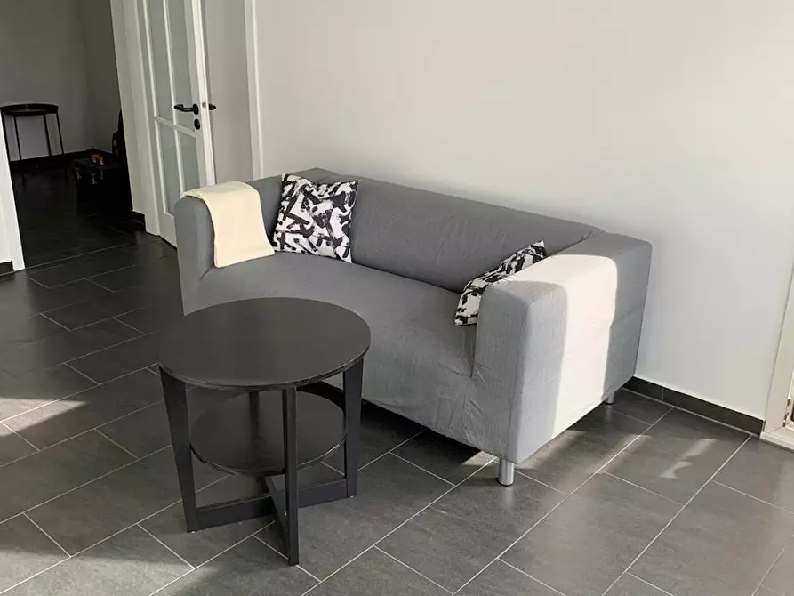Immagine 2 di Appartamento in affitto  in Bonner Straße a Düsseldorf