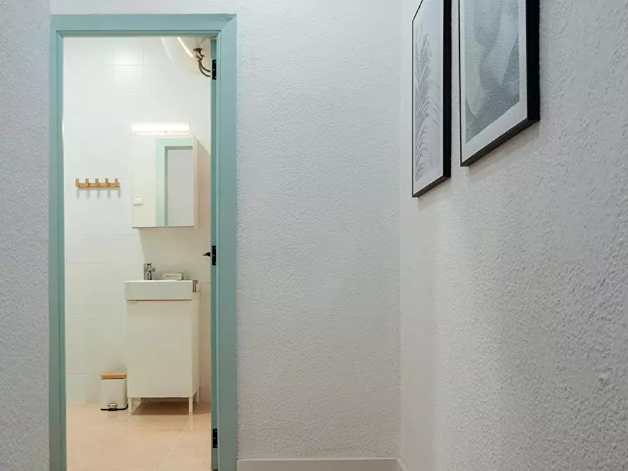 Immagine 5 di Appartamento in affitto  in Carrer de Santa Irene a Valencia