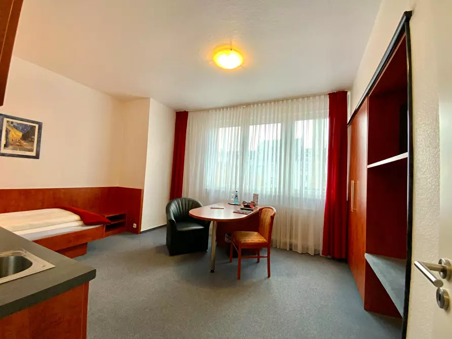 Immagine 4 di Appartamento in affitto  in Gräfstraße a Frankfurt am Main
