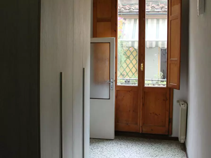 Immagine 10 di Camera in affitto  in Borgo Santa Croce a Firenze