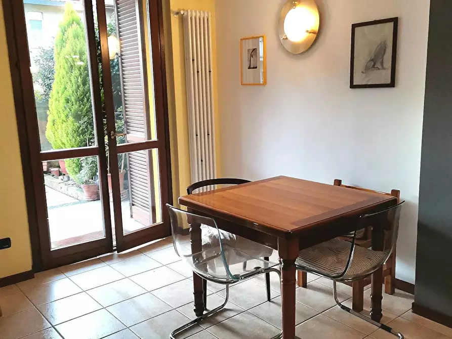 Immagine 7 di Camera in affitto  in Via Cusago a Milano