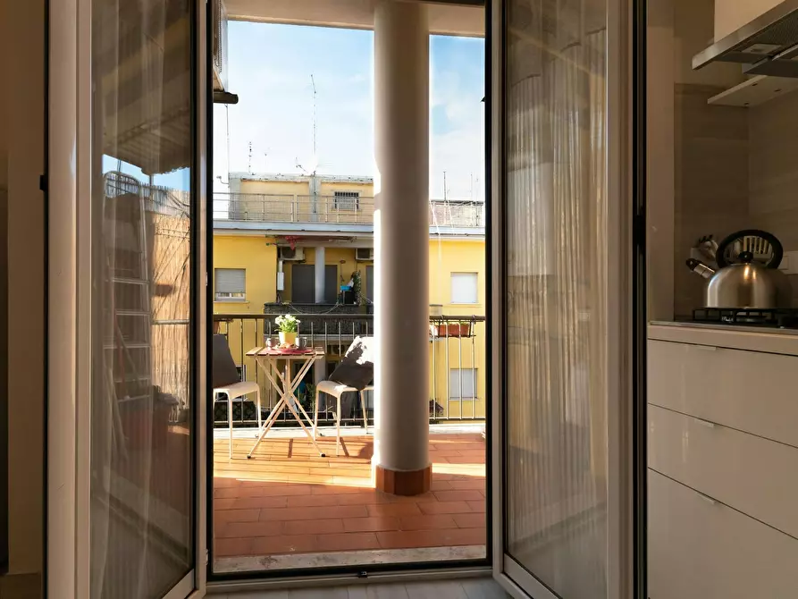 Immagine 7 di Appartamento in affitto  in Via Tuscolana a Roma