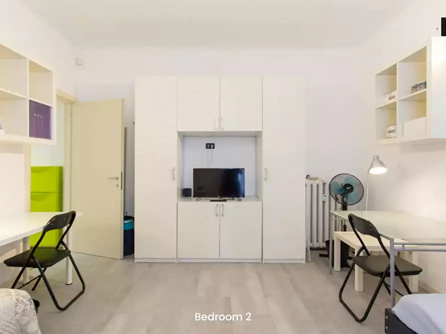 Immagine 5 di Camera condivisa in affitto  in Via Luigi Mercantini a Milano