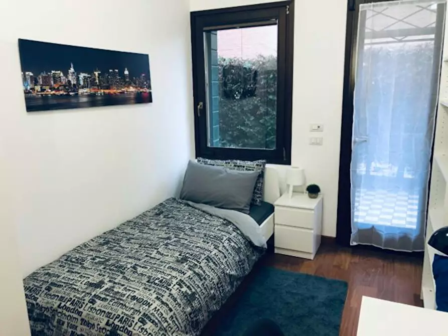 Immagine 1 di Camera in affitto  in Via Palestro a Padova