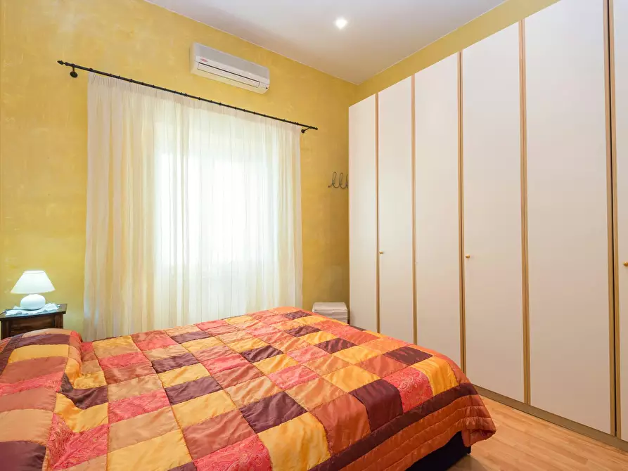 Immagine 4 di Appartamento in affitto  in Via Vicenza a Roma