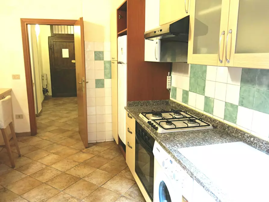 Immagine 7 di Camera condivisa in affitto  in Via del Porrione a Siena