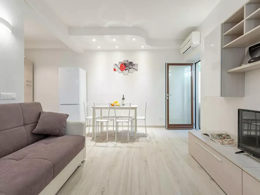 Immagine 10 di Appartamento in affitto  in Via Gaspero Barbera a Firenze