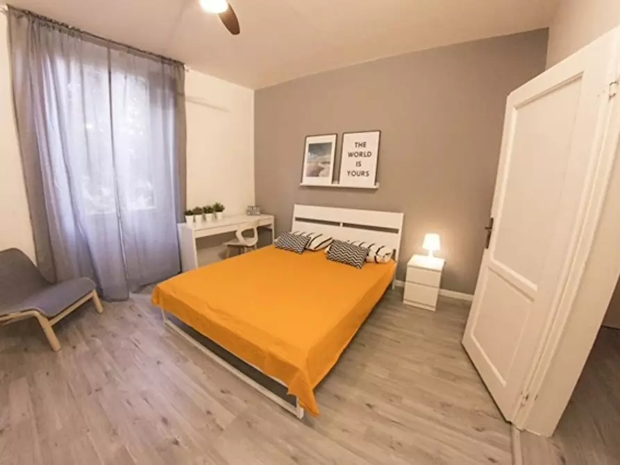 Immagine 1 di Camera in affitto  in Viale Don Giovanni Minzoni a Firenze