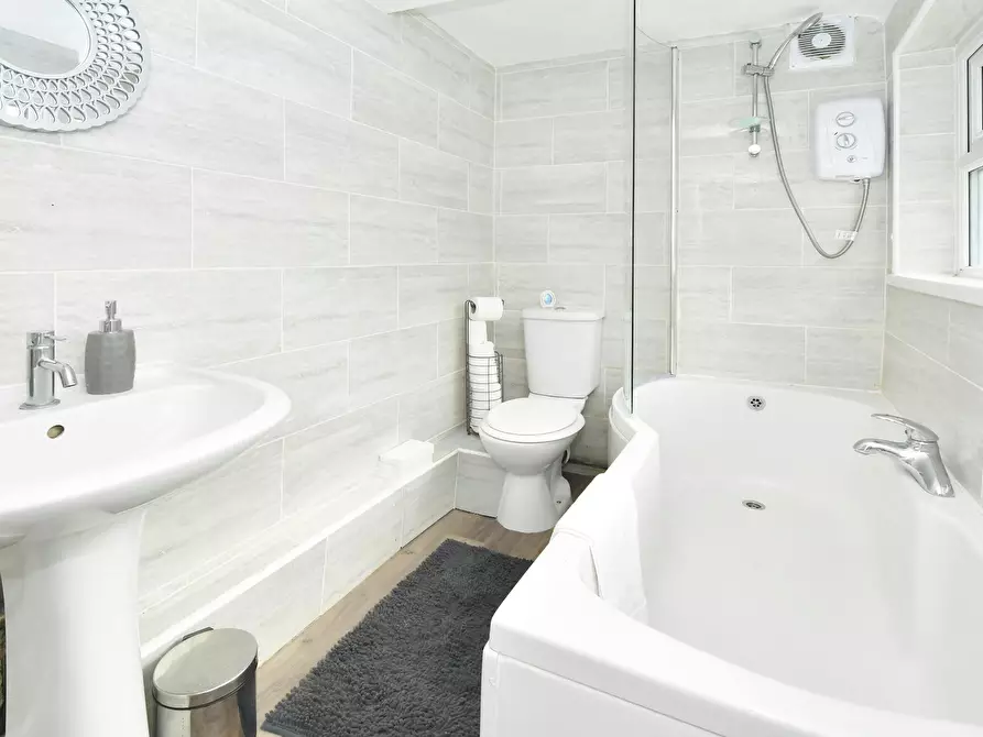 Immagine 9 di Casa indipendente in affitto  in Keary Street a 