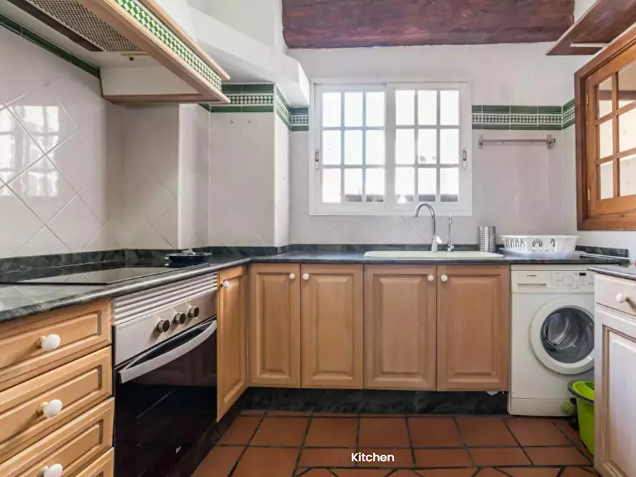 Immagine 8 di Camera in affitto  in Carrer de les Danses a Valencia