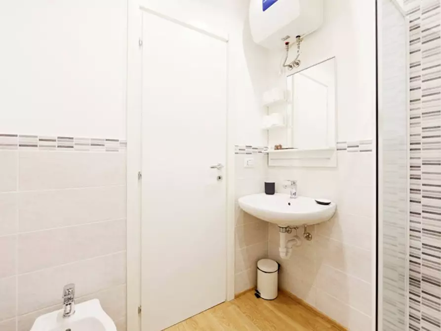 Immagine 8 di Appartamento in affitto  in Via Napo Torriani a Milano