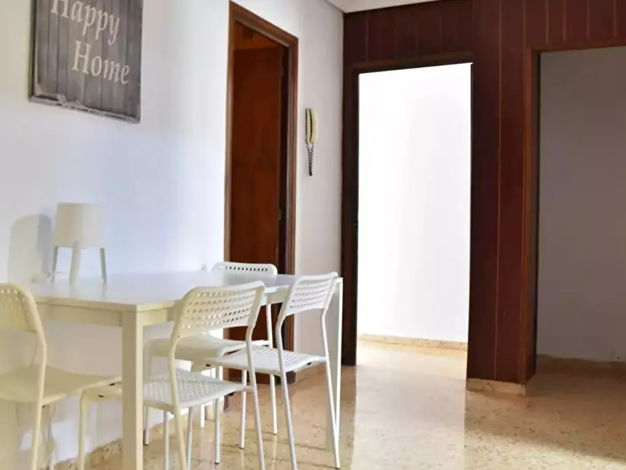 Immagine 9 di Camera in affitto  in Carrer Sants Just i Pastor a Valencia