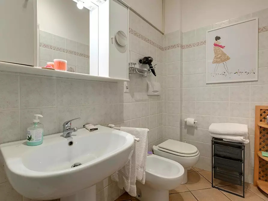 Immagine 6 di Appartamento in affitto  in Via dei Tavolini a Firenze