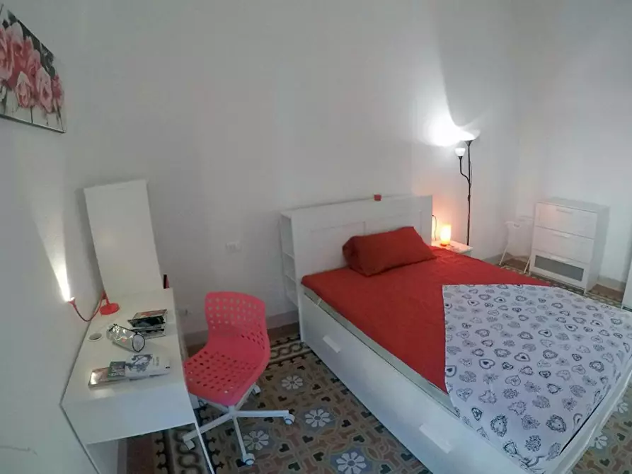 Immagine 3 di Camera in affitto  in Via Zara a Firenze