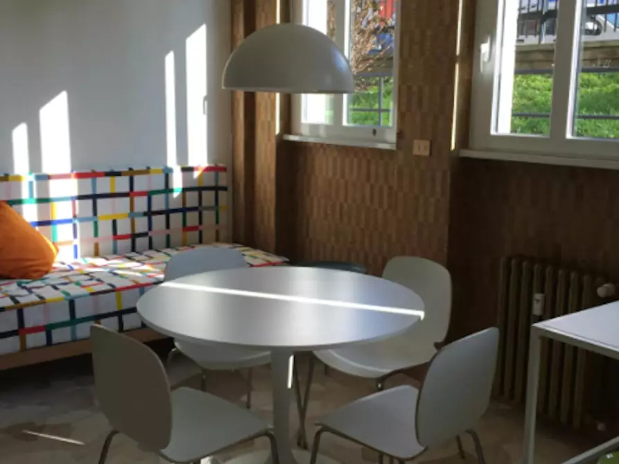 Immagine 1 di Appartamento in affitto  in Via Pier Candido Decembrio a Milano
