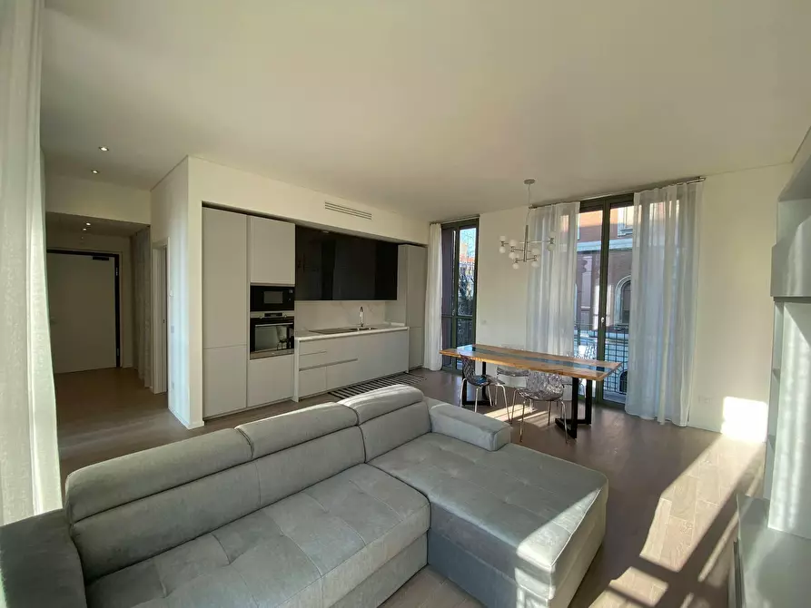 Immagine 2 di Appartamento in affitto  in Via Alfonso La Marmora a Milano