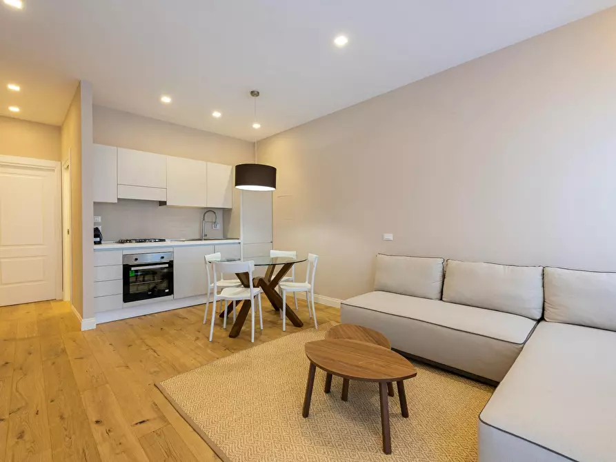 Immagine 1 di Appartamento in affitto  in Via Giuseppe Saverio Mercadante a Firenze