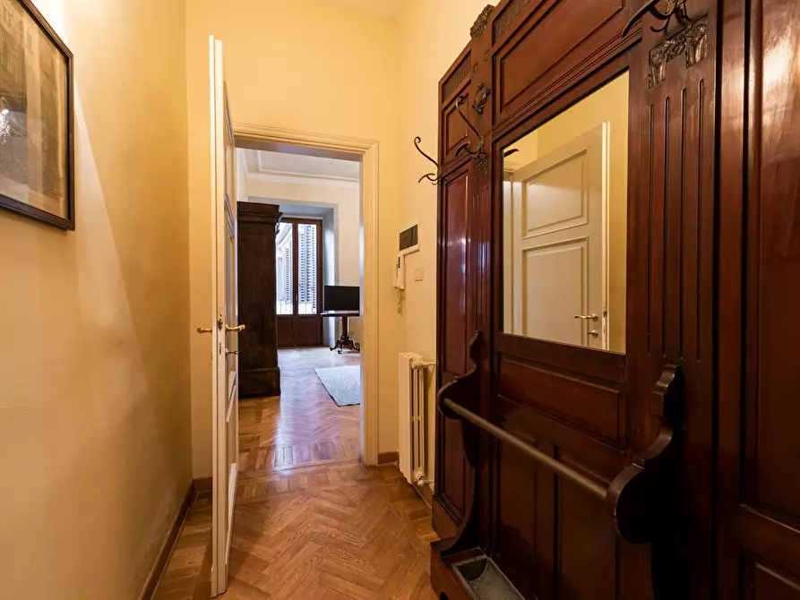 Immagine 7 di Appartamento in affitto  in Via dell'Oriuolo a Firenze