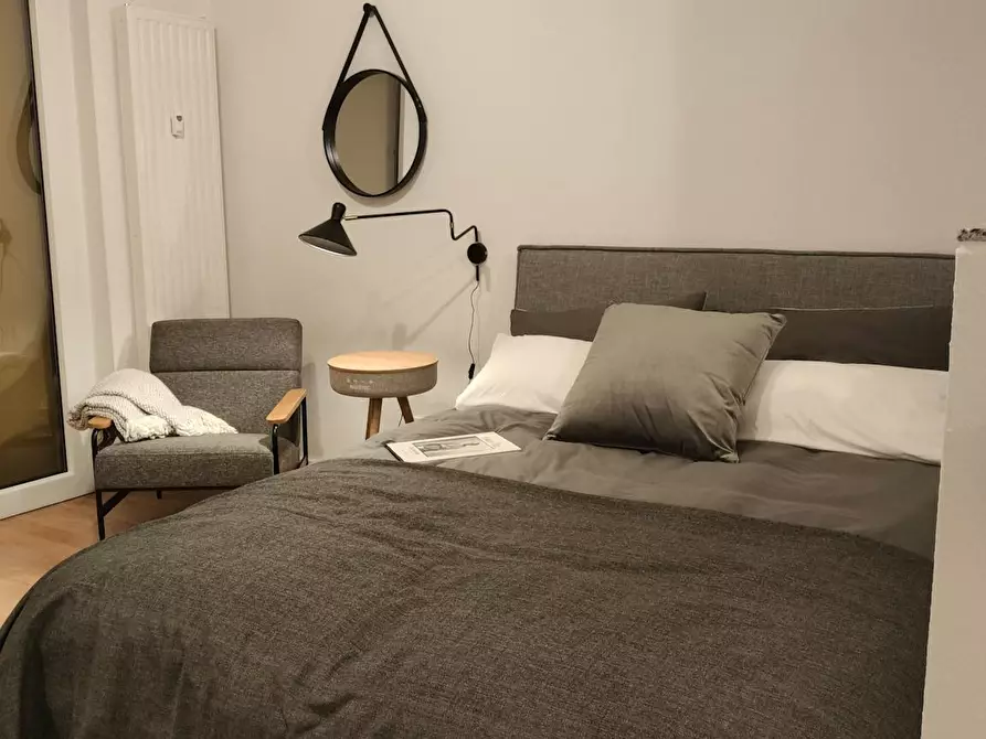 Immagine 4 di Appartamento in affitto  in Dörpfeldstraße a Berlin