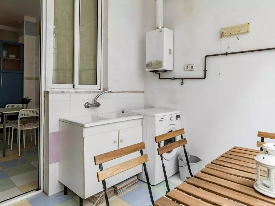 Immagine 10 di Camera in affitto  in Avinguda Doctor Peset Aleixandre a Valencia