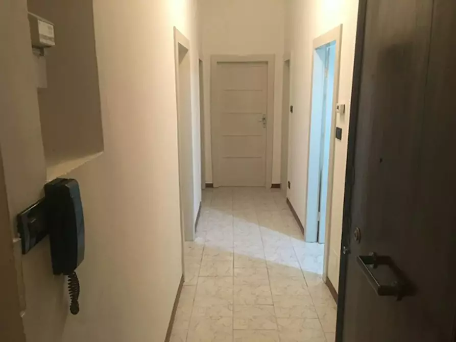 Immagine 9 di Camera in affitto  in Via de' Carracci a Bologna