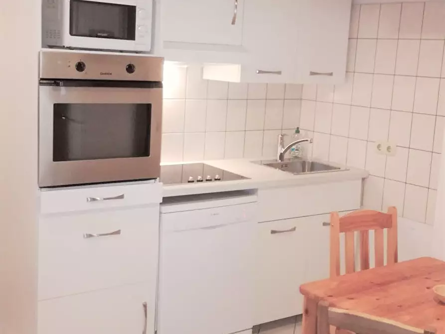 Immagine 8 di Casa indipendente in affitto  in Tal a München