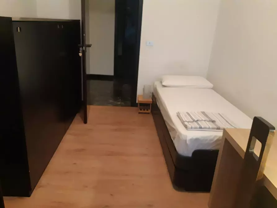 Immagine 2 di Camera in affitto  in Via Merano a Padova