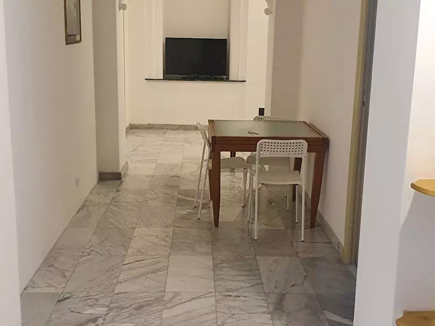 Immagine 8 di Camera in affitto  in Via Susa a Torino