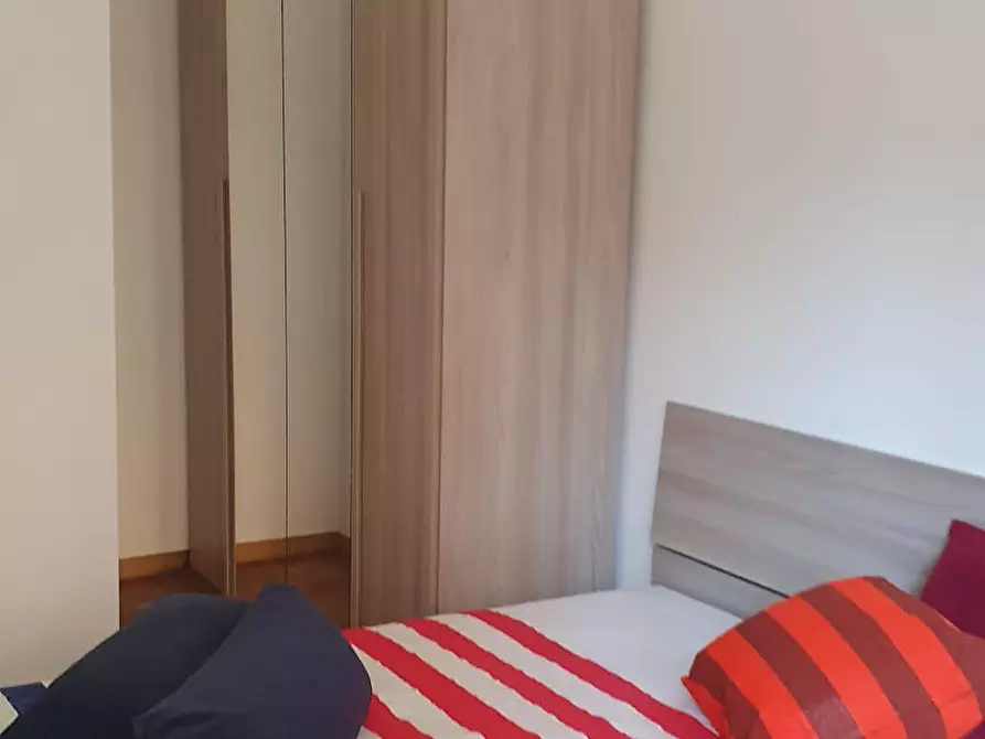 Immagine 3 di Camera in affitto  in Via Susa a Torino