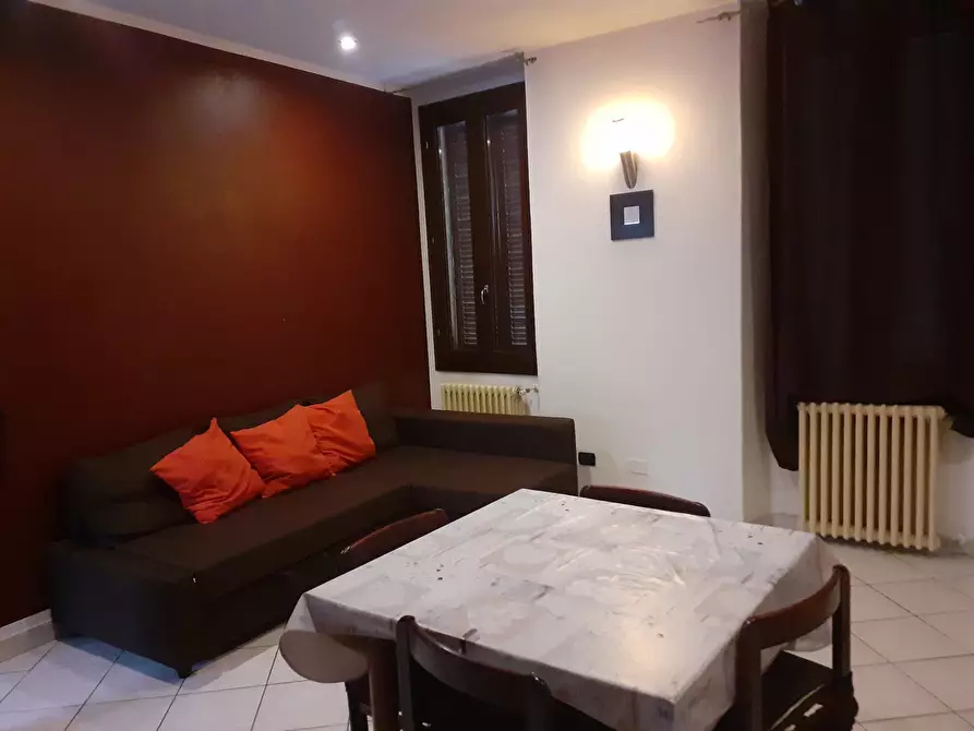 Immagine 2 di Appartamento in affitto  in Via Roma a Cerro Maggiore