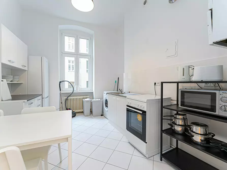 Immagine 6 di Camera in affitto  in Hermannstraße a Berlin