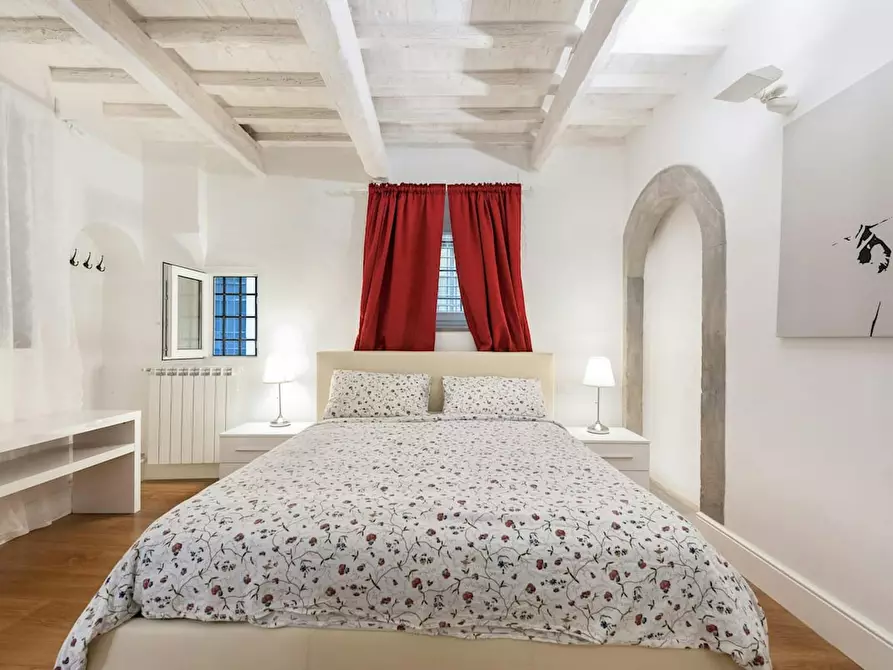 Immagine 1 di Camera in affitto  in Borgo Tegolaio a Firenze
