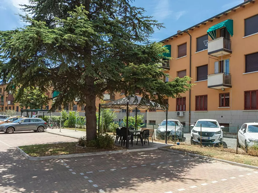 Immagine 8 di Camera in affitto  in Via Alberto Dallolio a Bologna