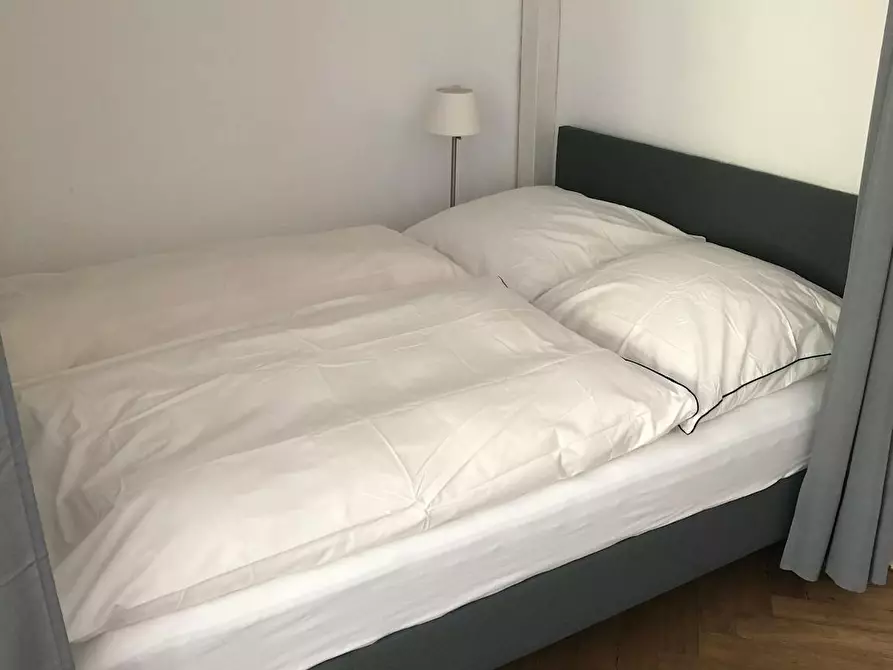 Immagine 3 di Appartamento in affitto  in Savignyplatz a Berlin