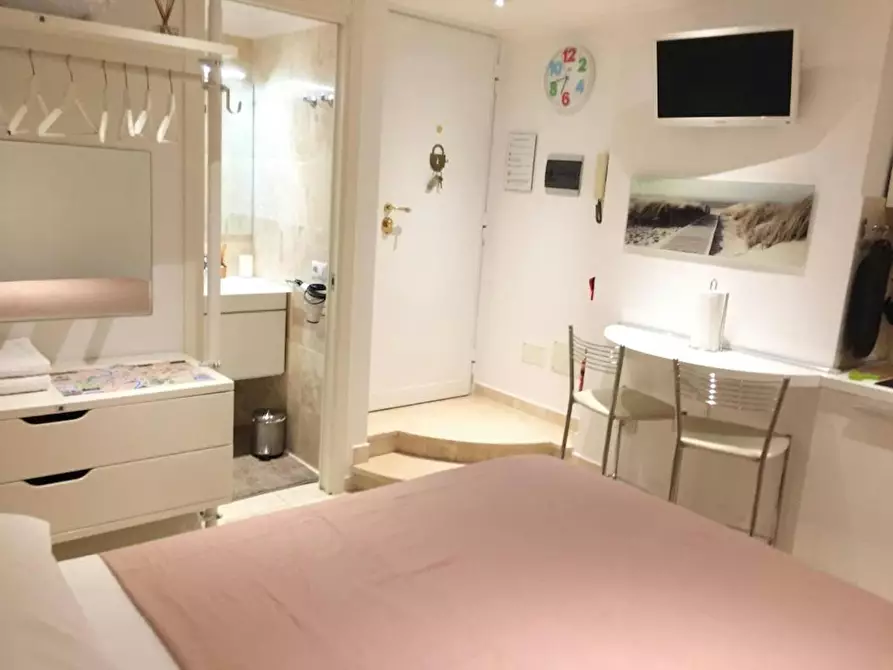 Immagine 7 di Appartamento in affitto  in Vicolo dei Panieri a Roma