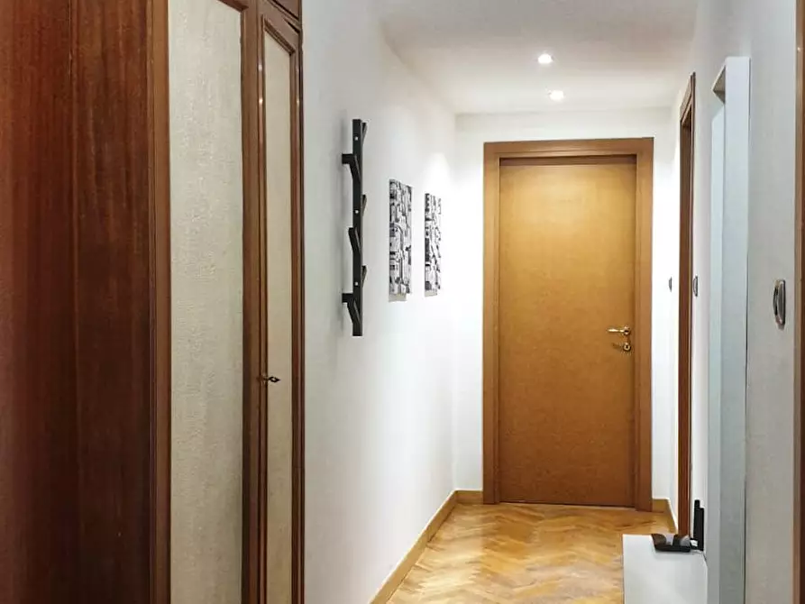 Immagine 6 di Camera in affitto  in Via Sebastiano del Piombo a Milano