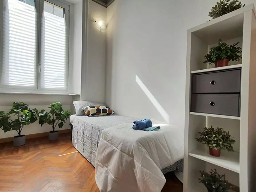 Immagine 3 di Camera in affitto  in Via Sebastiano del Piombo a Milano