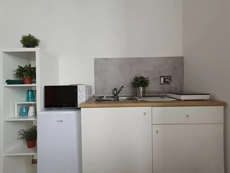 Immagine 7 di Camera in affitto  in Via Sebastiano del Piombo a Milano