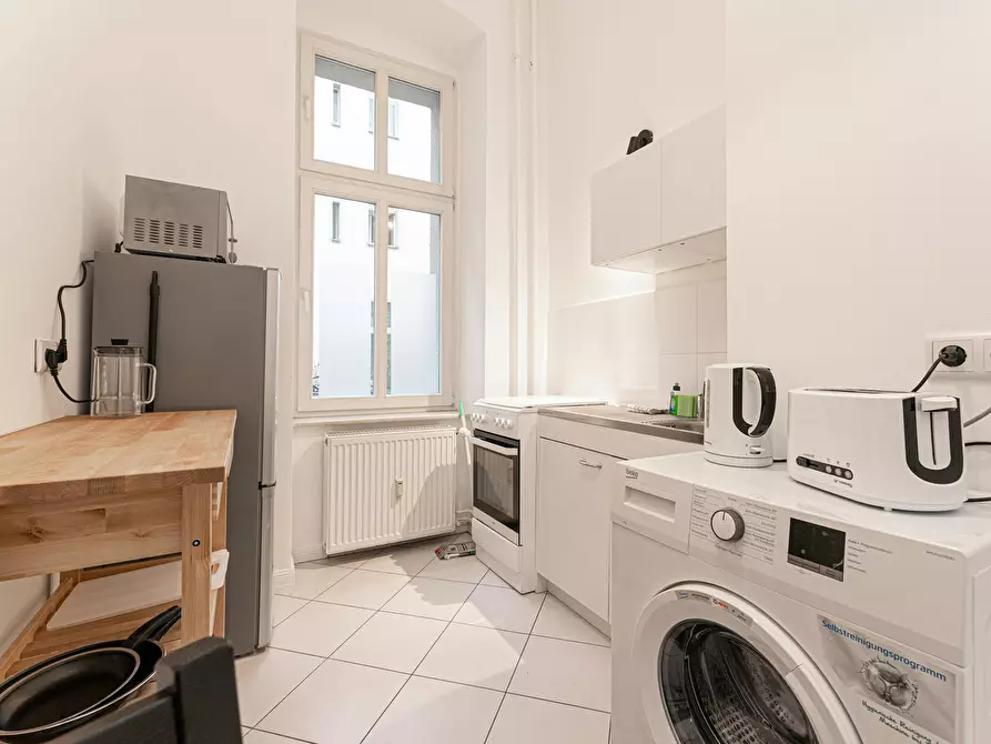 Immagine 9 di Appartamento in affitto  in Wisbyer Straße a Berlin