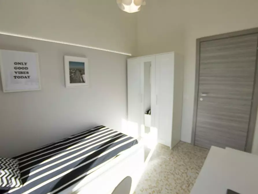 Immagine 3 di Camera in affitto  in Via Giotto a Firenze