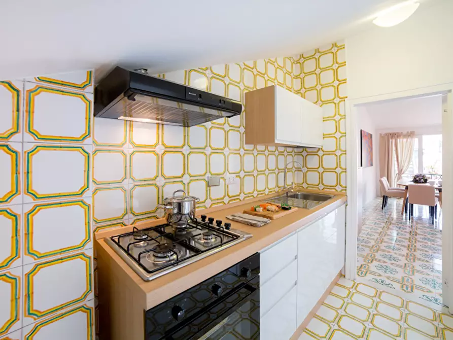 Immagine 9 di Appartamento in affitto  in Via Vittoria a Roma