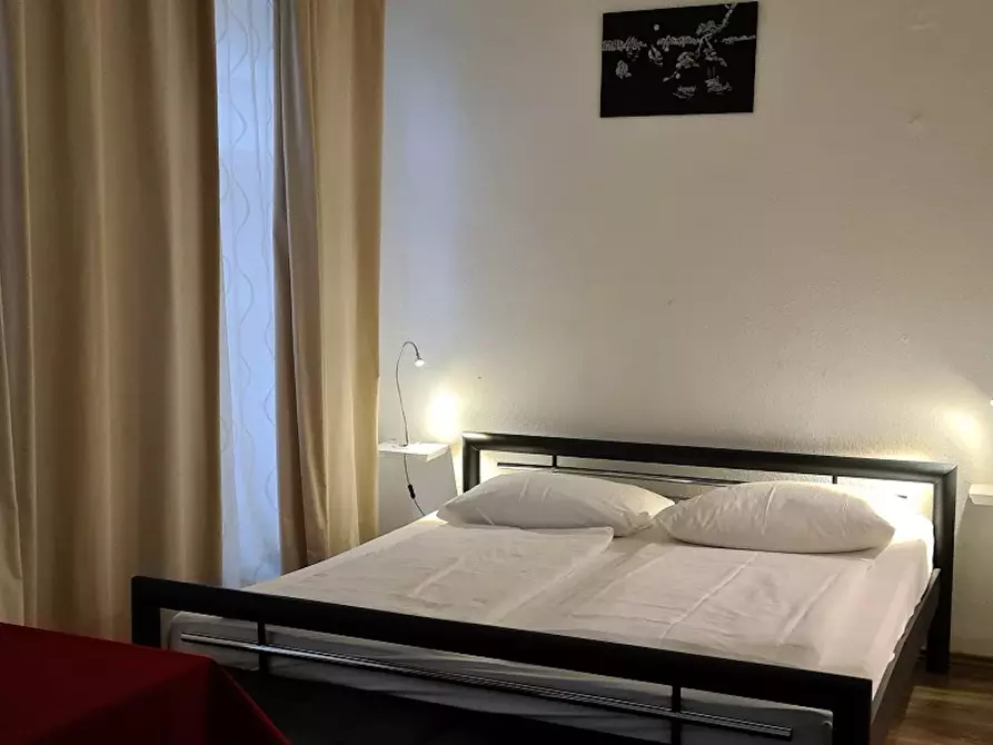 Immagine 4 di Appartamento in affitto  in Lintgasse a Köln