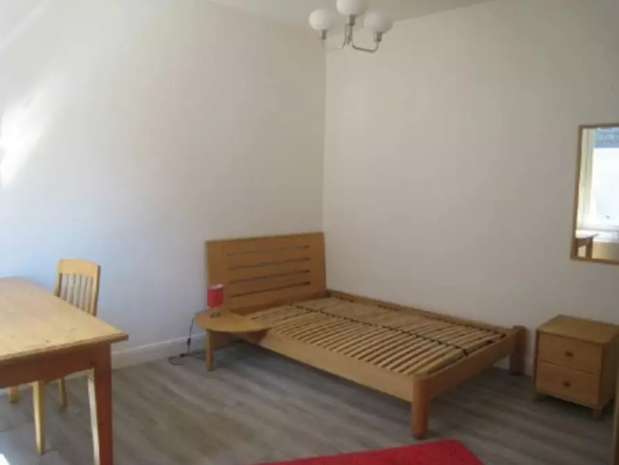 Immagine 3 di Camera in affitto  in Auf der Beun a Frankfurt am Main