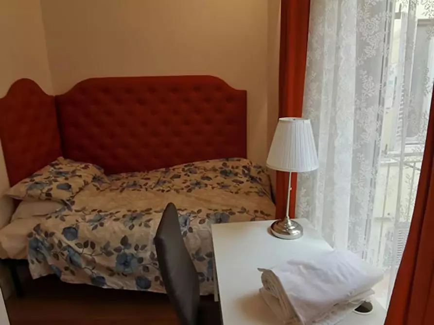 Immagine 6 di Camera in affitto  in Via dei Martiri del Popolo a Firenze