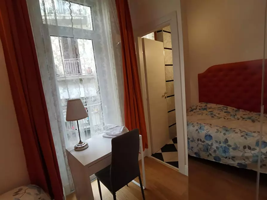 Immagine 10 di Camera in affitto  in Via dei Martiri del Popolo a Firenze
