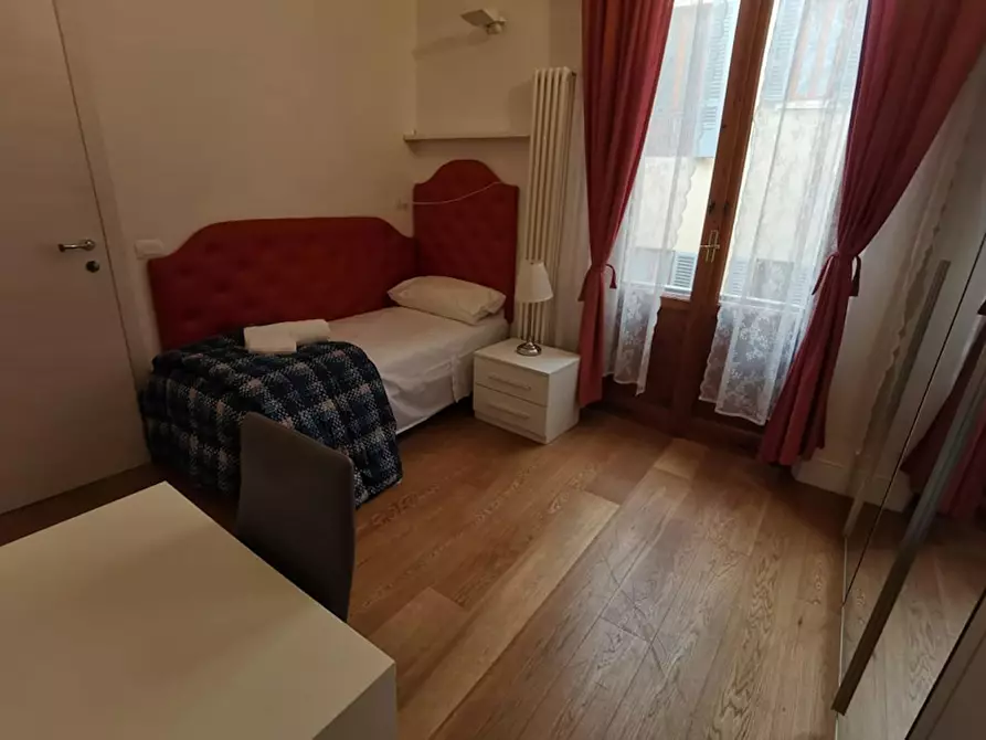Immagine 8 di Camera in affitto  in Via dei Martiri del Popolo a Firenze